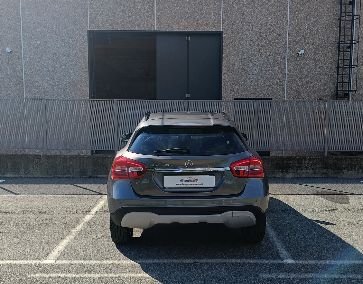 Mercedes GLA 180d foto 4